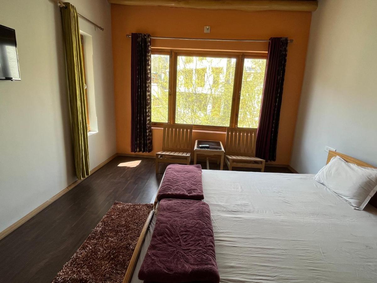 Chakzot Garden House Hotel Leh Luaran gambar